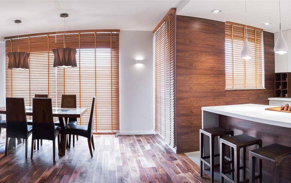 stores en bois